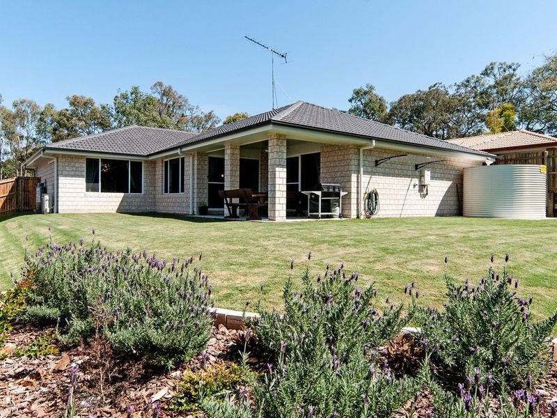 63 Bellambi Street, Toogoolawah QLD 4313