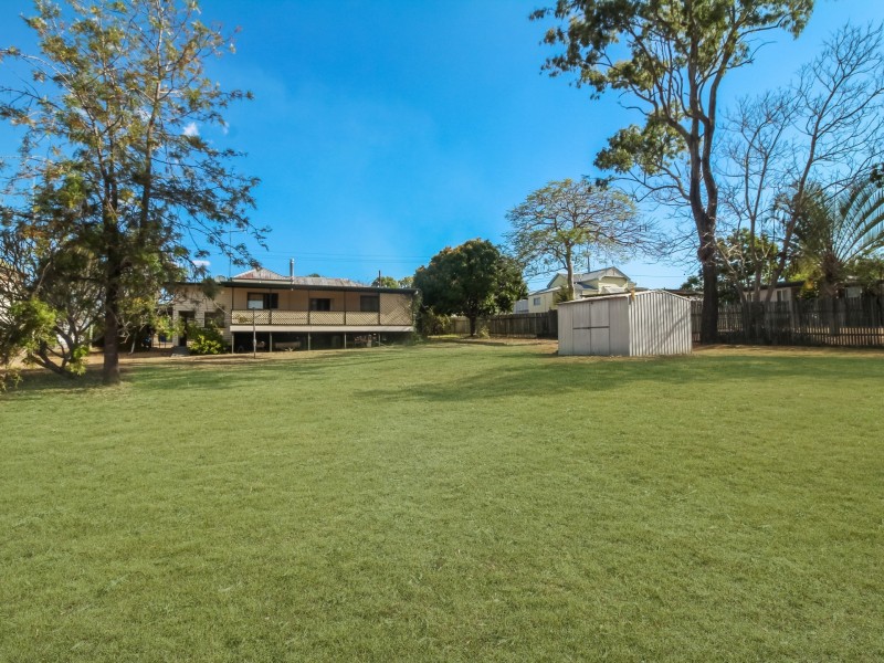 27 Bellambi Street, Toogoolawah QLD 4313