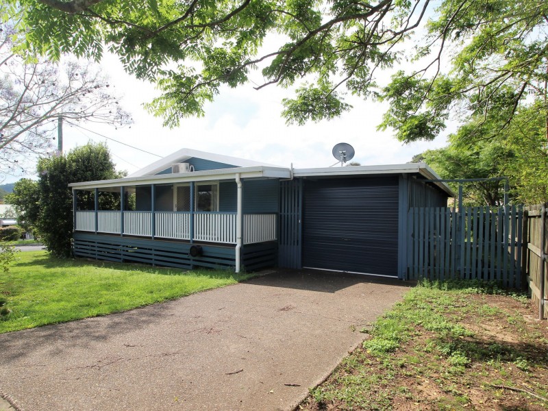2 Kelly Court, Esk QLD 4312