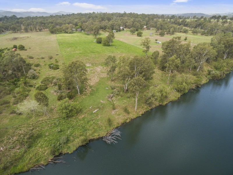 22 Macdonald Road, Wivenhoe Pocket QLD 4306