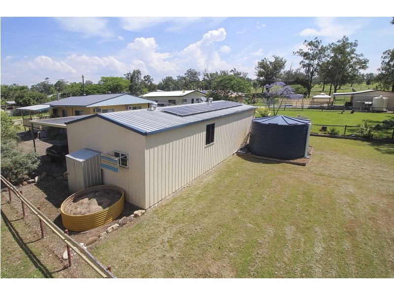 17 Mary Street, Toogoolawah QLD 4313