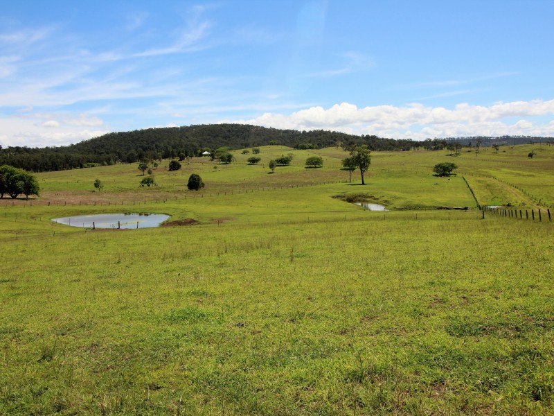 536 Esk Crows Nest Road, Biarra QLD 4313