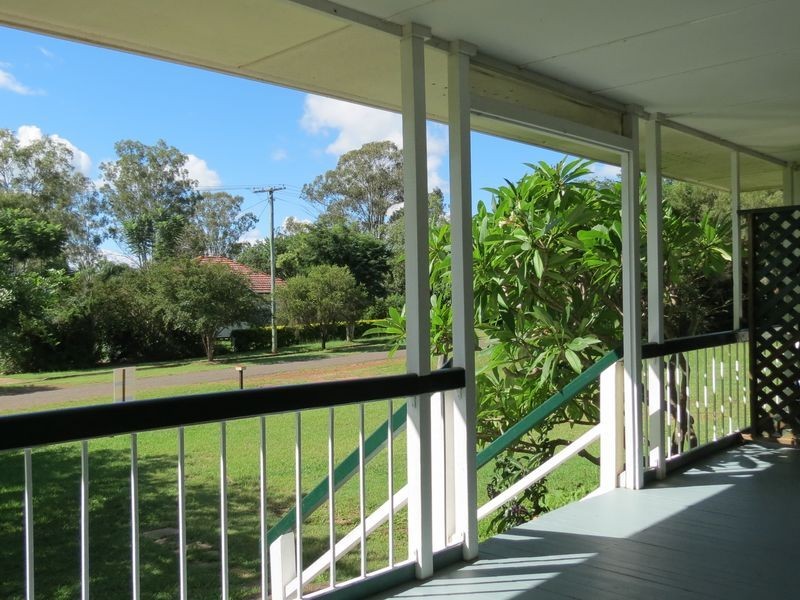 29 Richard Street, Esk QLD 4312