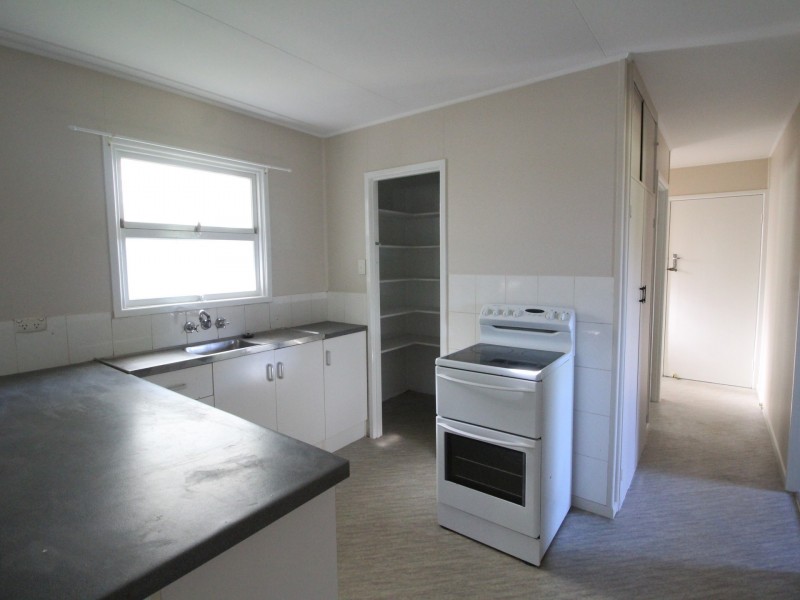 7 Hill Street, Esk QLD 4312