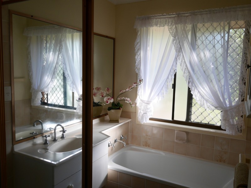 250 Esk Hampton Road, Esk QLD 4312