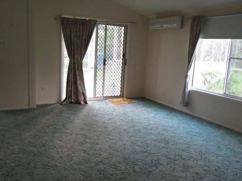 115 Cedar Avenue, Esk QLD 4312