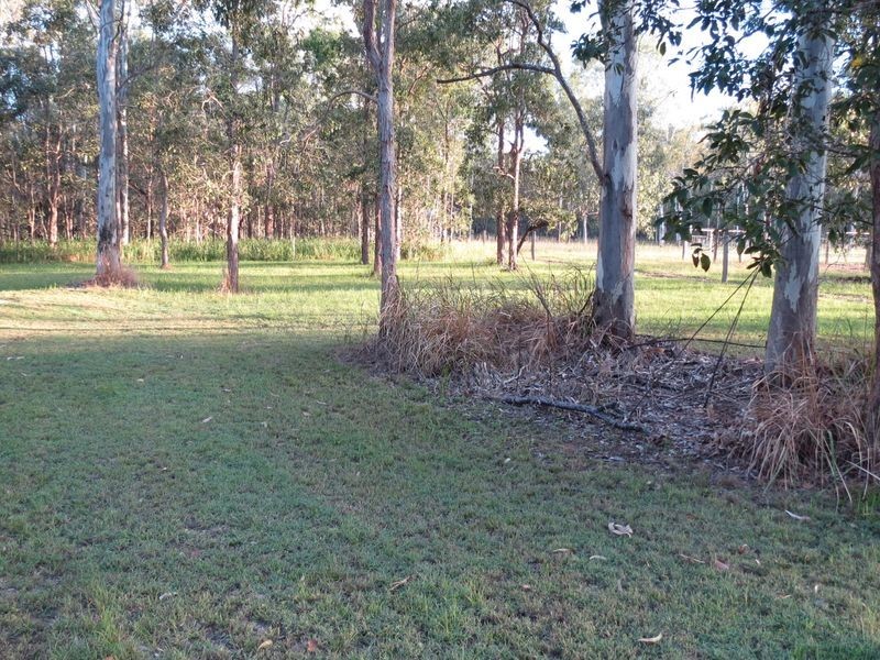 115 Cedar Avenue, Esk QLD 4312