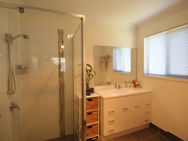 17 Jelica Place, Esk QLD 4312