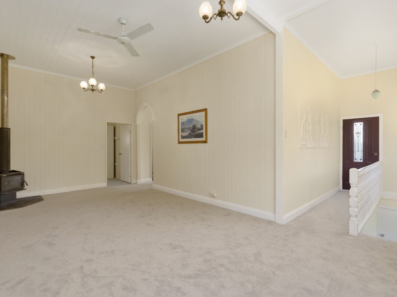 19 Dead Horse Lane, Toogoolawah QLD 4313