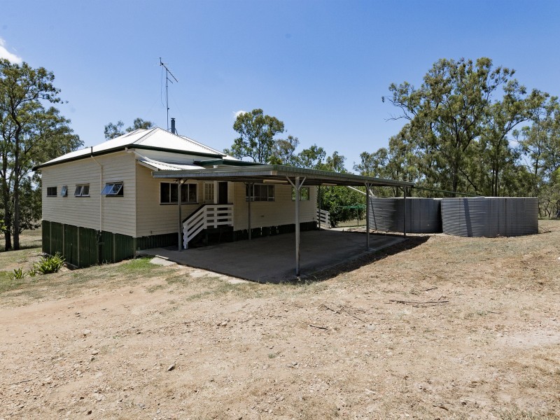 19 Dead Horse Lane, Toogoolawah QLD 4313