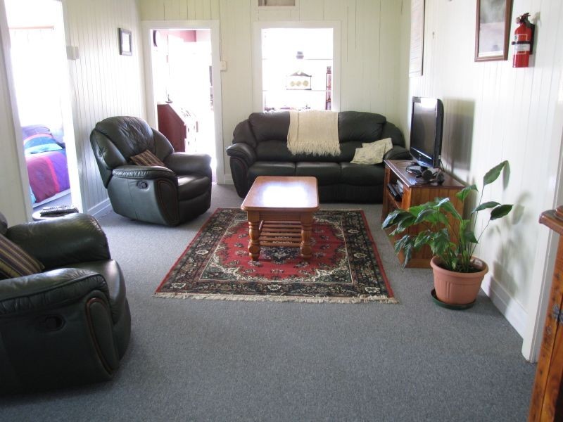 257 Glenhowden Road, Toogoolawah QLD 4313