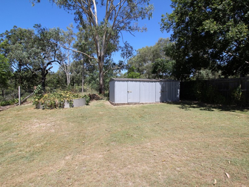 68 East Street, Esk QLD 4312