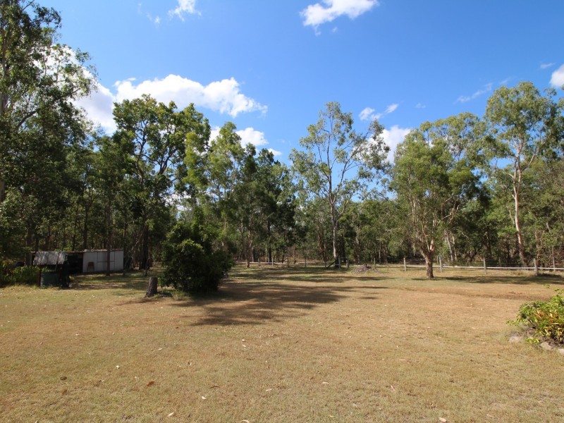 148 Pine Crescent, Esk QLD 4312