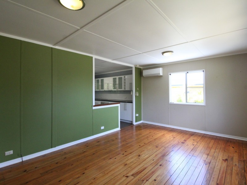 67 Highland Street, Esk QLD 4312