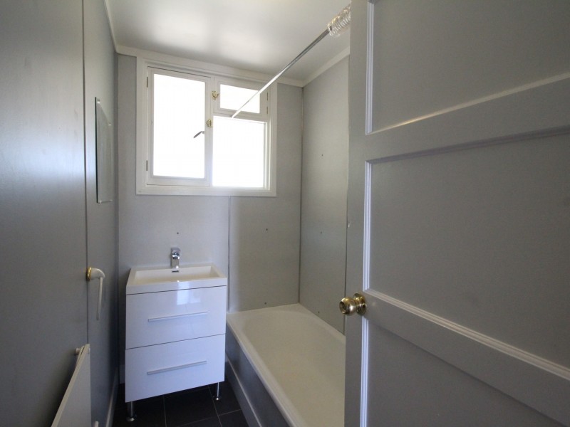 67 Highland Street, Esk QLD 4312