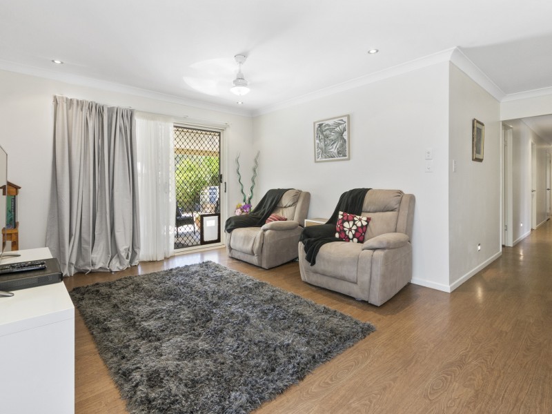 33 Middle Street, Esk QLD 4312
