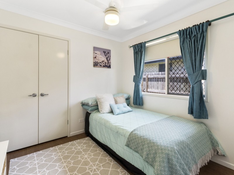33 Middle Street, Esk QLD 4312