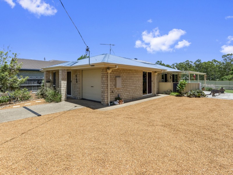 33 Middle Street, Esk QLD 4312