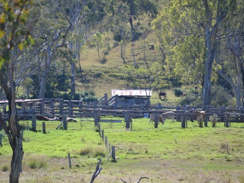 862 Mount Stanley Road, Linville QLD 4306