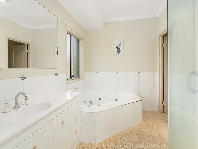 2684 Gatton Esk Road, Mount Hallen QLD 4312