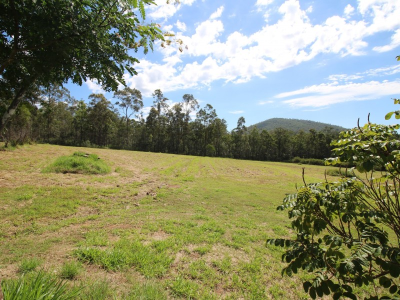 2684 Gatton Esk Road, Mount Hallen QLD 4312