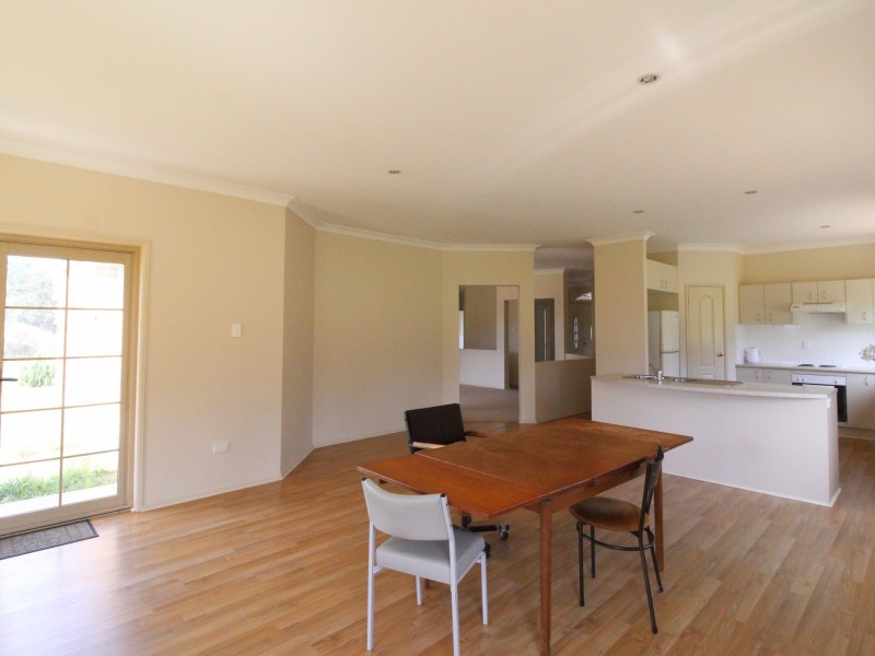 2684 Gatton Esk Road, Mount Hallen QLD 4312