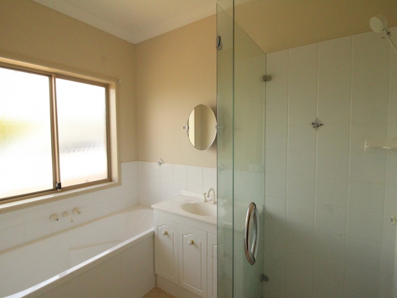 2684 Gatton Esk Road, Mount Hallen QLD 4312