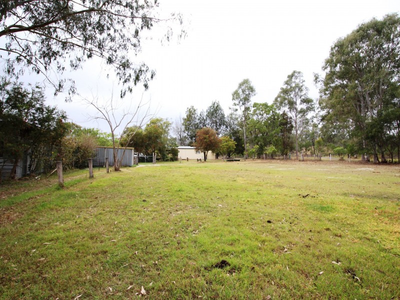 150 Dunlop Road, Esk QLD 4312