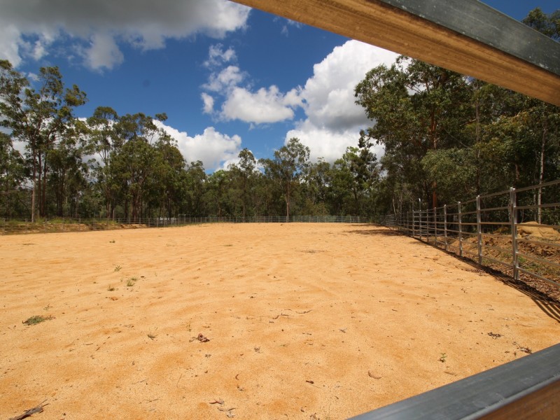 144 Edinburgh Drive, Mount Hallen QLD 4312