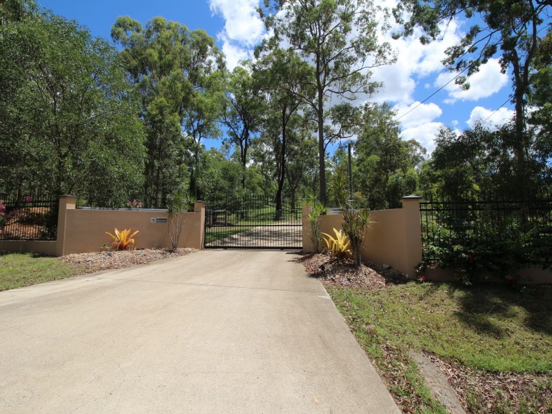 144 Edinburgh Drive, Mount Hallen QLD 4312