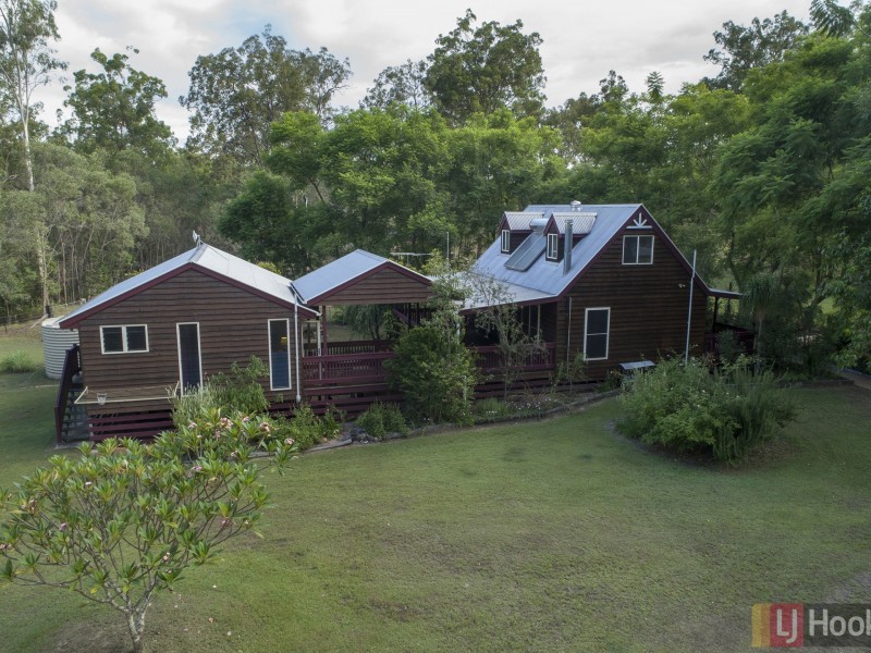 33 Countess Court, Mount Hallen QLD 4312