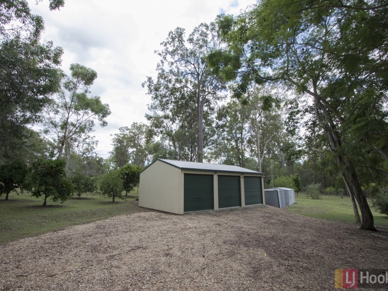 33 Countess Court, Mount Hallen QLD 4312