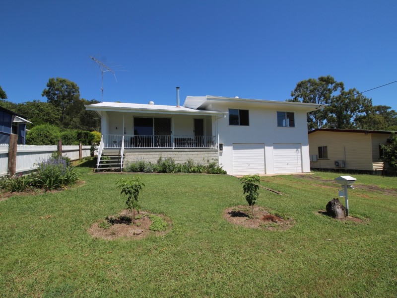 29 Down Street, Esk QLD 4312