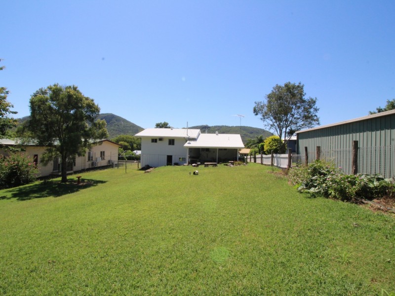 29 Down Street, Esk QLD 4312