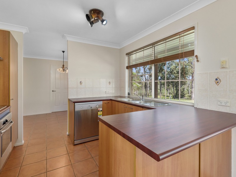 30 Nottingham Drive, Mount Hallen QLD 4312