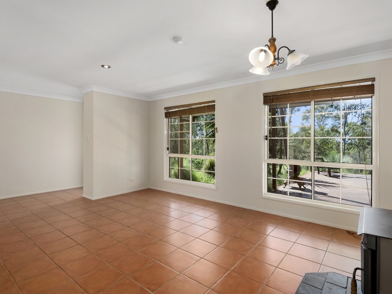 30 Nottingham Drive, Mount Hallen QLD 4312