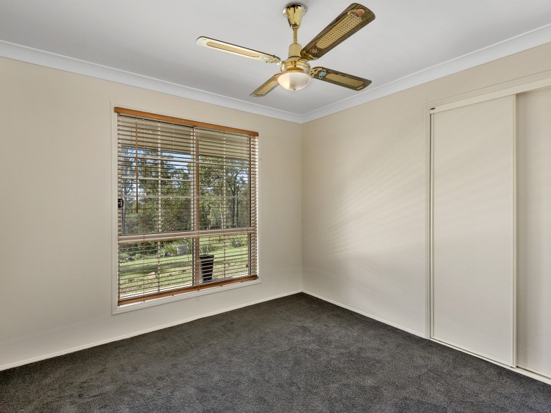 30 Nottingham Drive, Mount Hallen QLD 4312