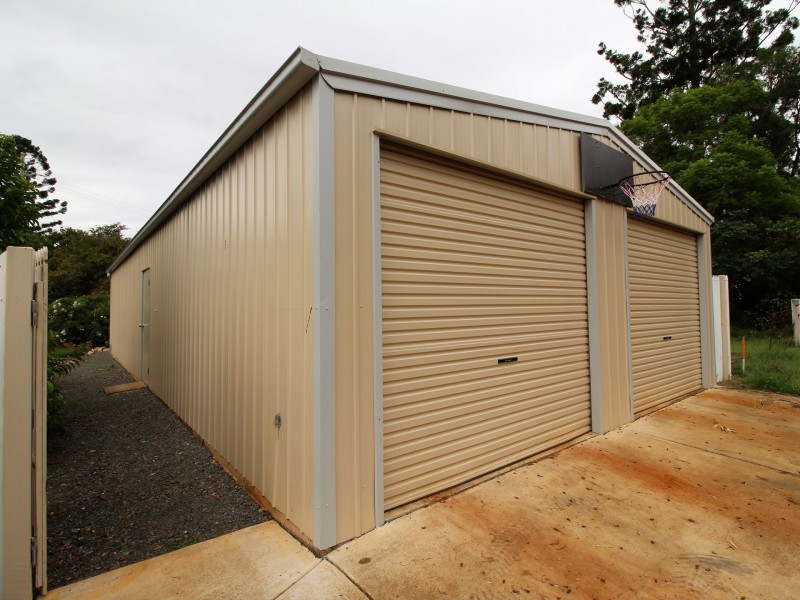 256 Ipswich Street, Esk QLD 4312