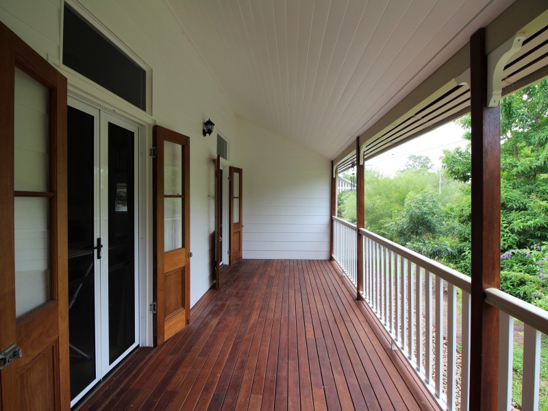 256 Ipswich Street, Esk QLD 4312