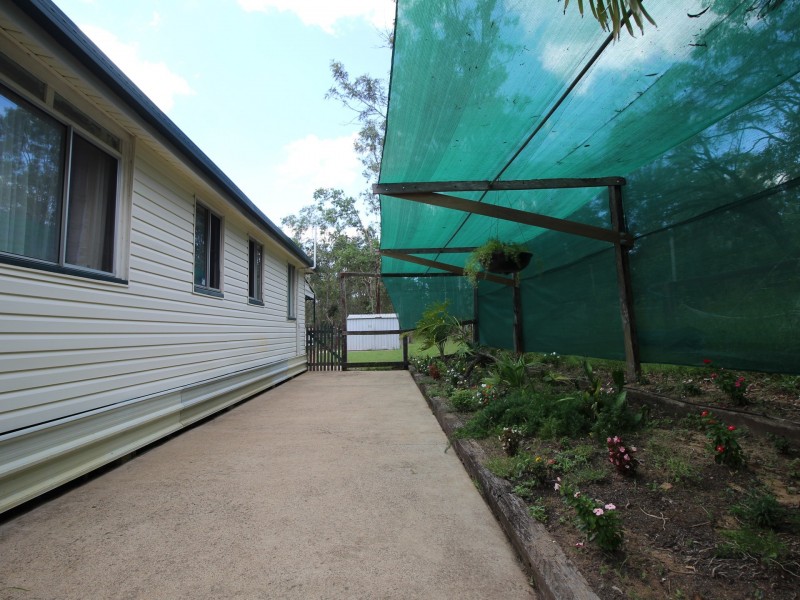 76 Dunlop Road, Esk QLD 4312