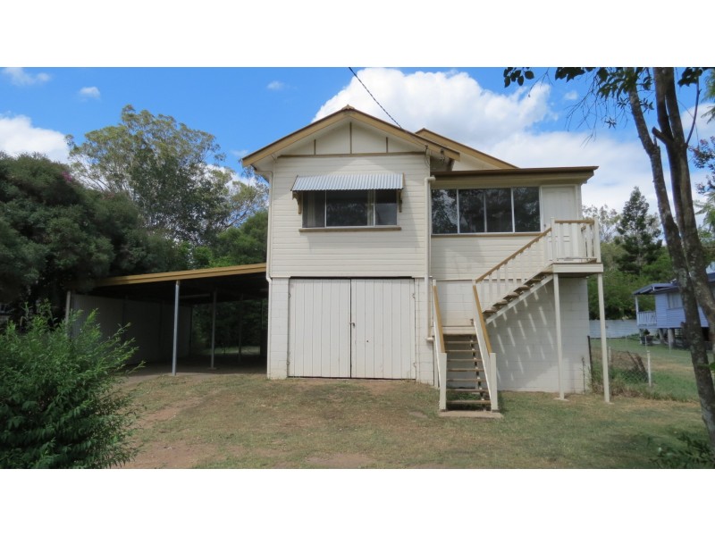282 Ipswich Street, Esk QLD 4312
