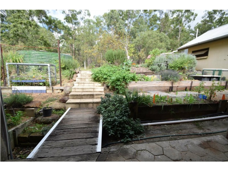 410 Langtons Lane, Esk QLD 4312