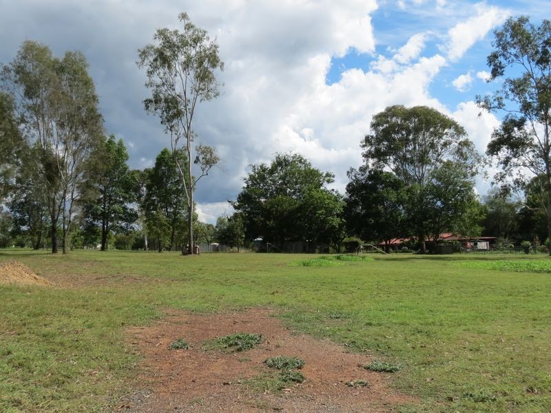 20 Langtons Lane, Esk QLD 4312