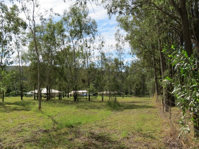 20 Langtons Lane, Esk QLD 4312