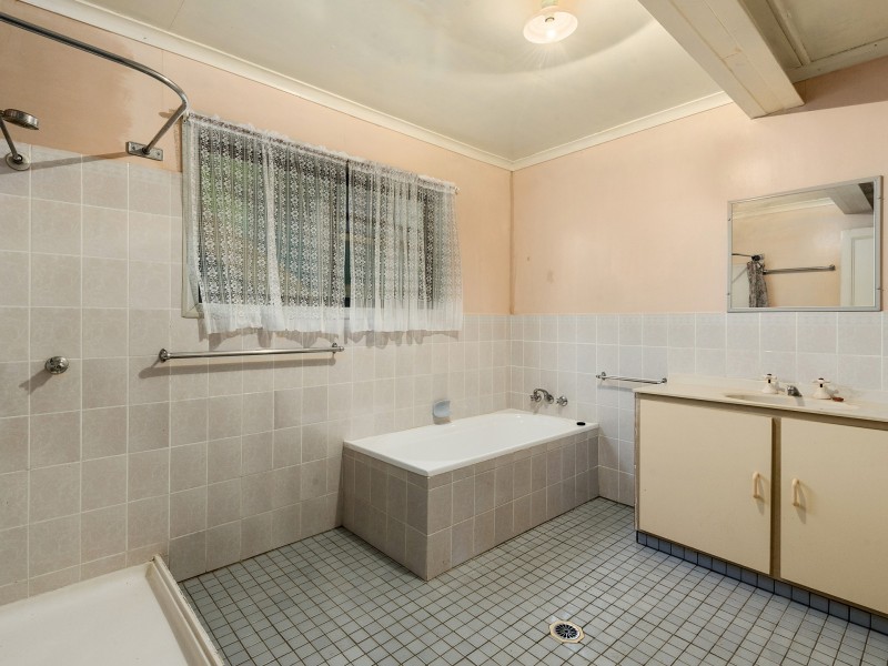 15 Drem Street, Toogoolawah QLD 4313