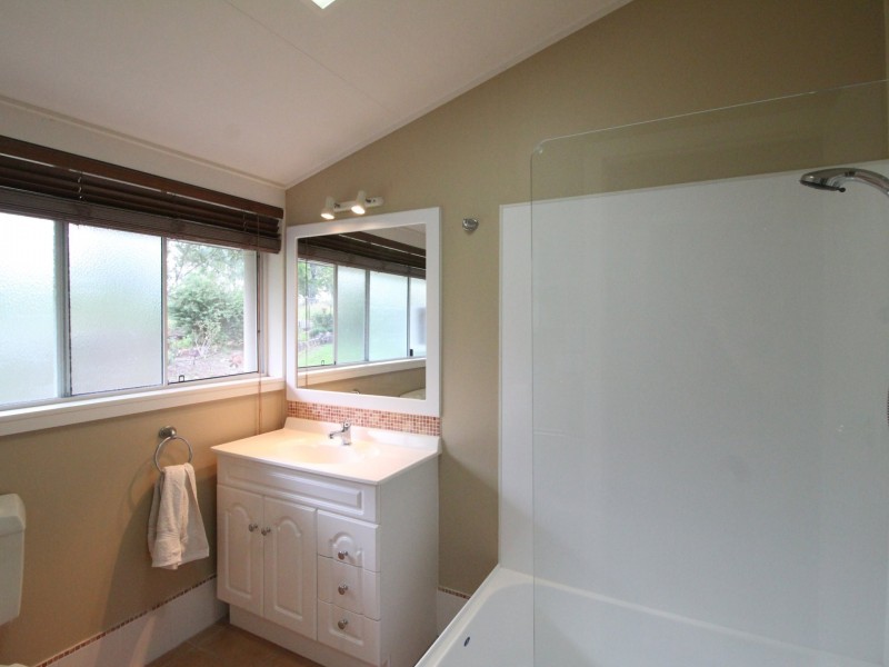 67 Bellambi Street, Toogoolawah QLD 4313