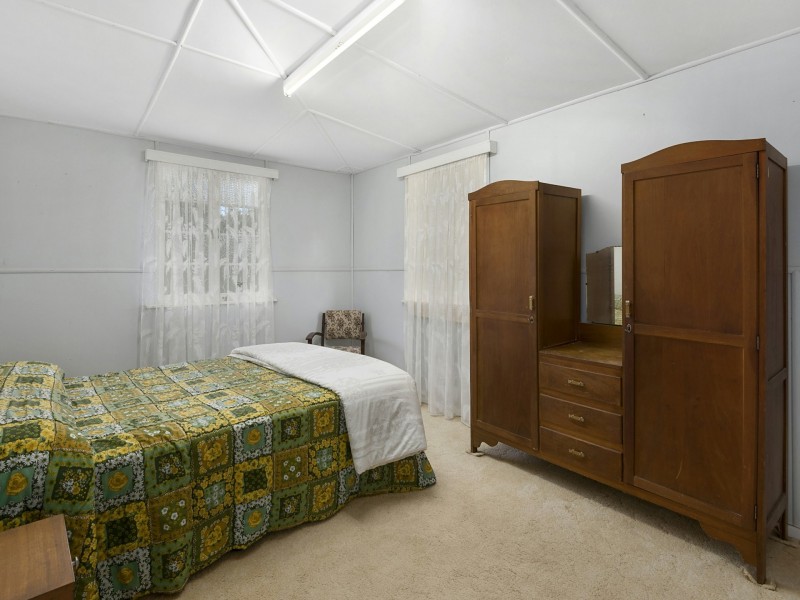 79 East Street, Esk QLD 4312