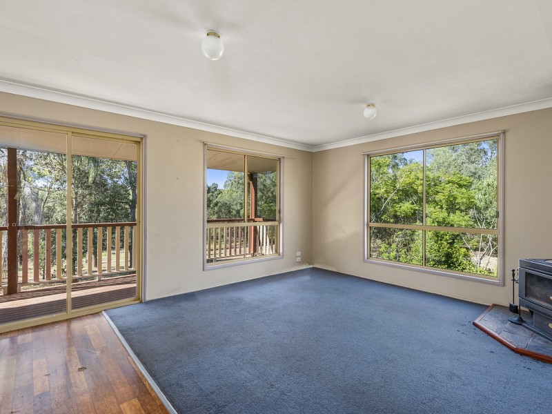 42 Aspen Drive, Esk QLD 4312