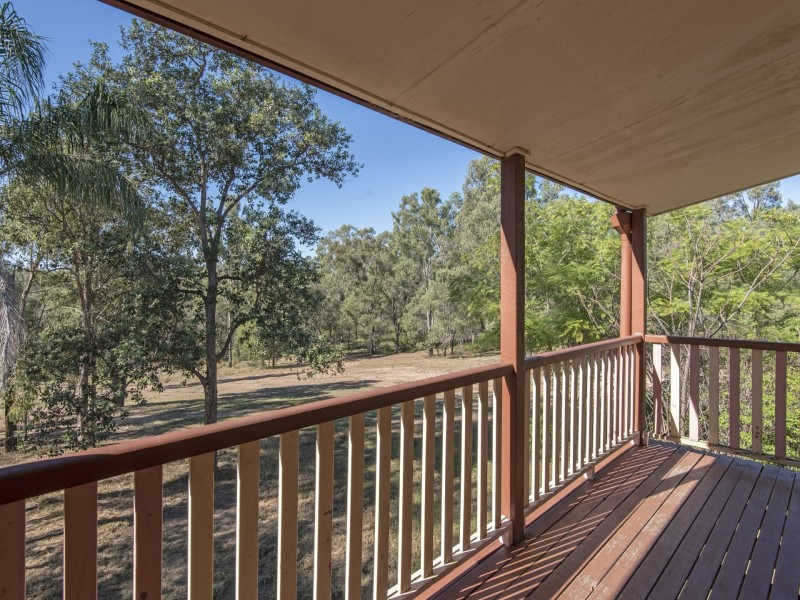 42 Aspen Drive, Esk QLD 4312