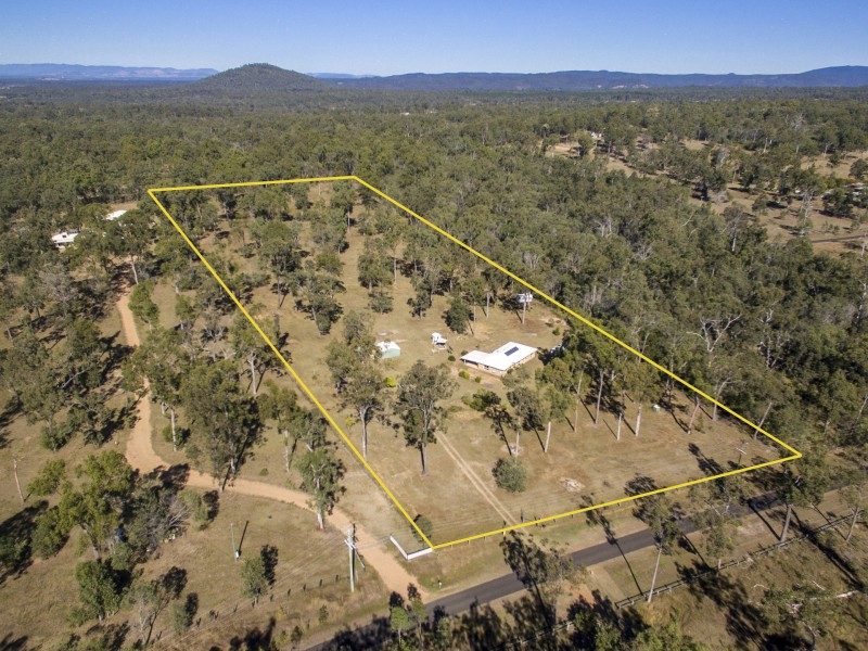 16 Gloucester Court, Mount Hallen QLD 4312